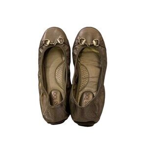 Me Too Legend 5 Size 8M Silver Leather Ballet Flat Slip On Dance Shoes